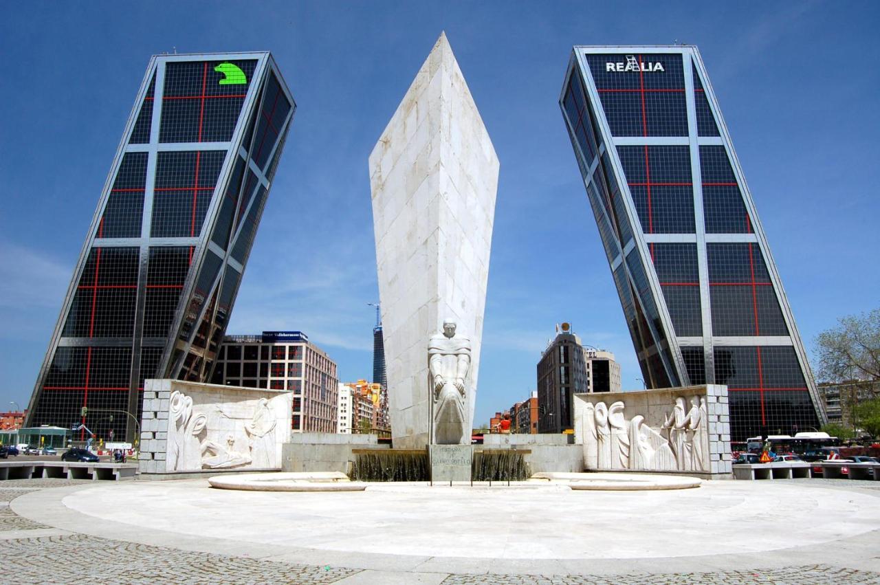 Adosado Cerca Plaza Castilla - Apartamento Cuzco マドリード エクステリア 写真