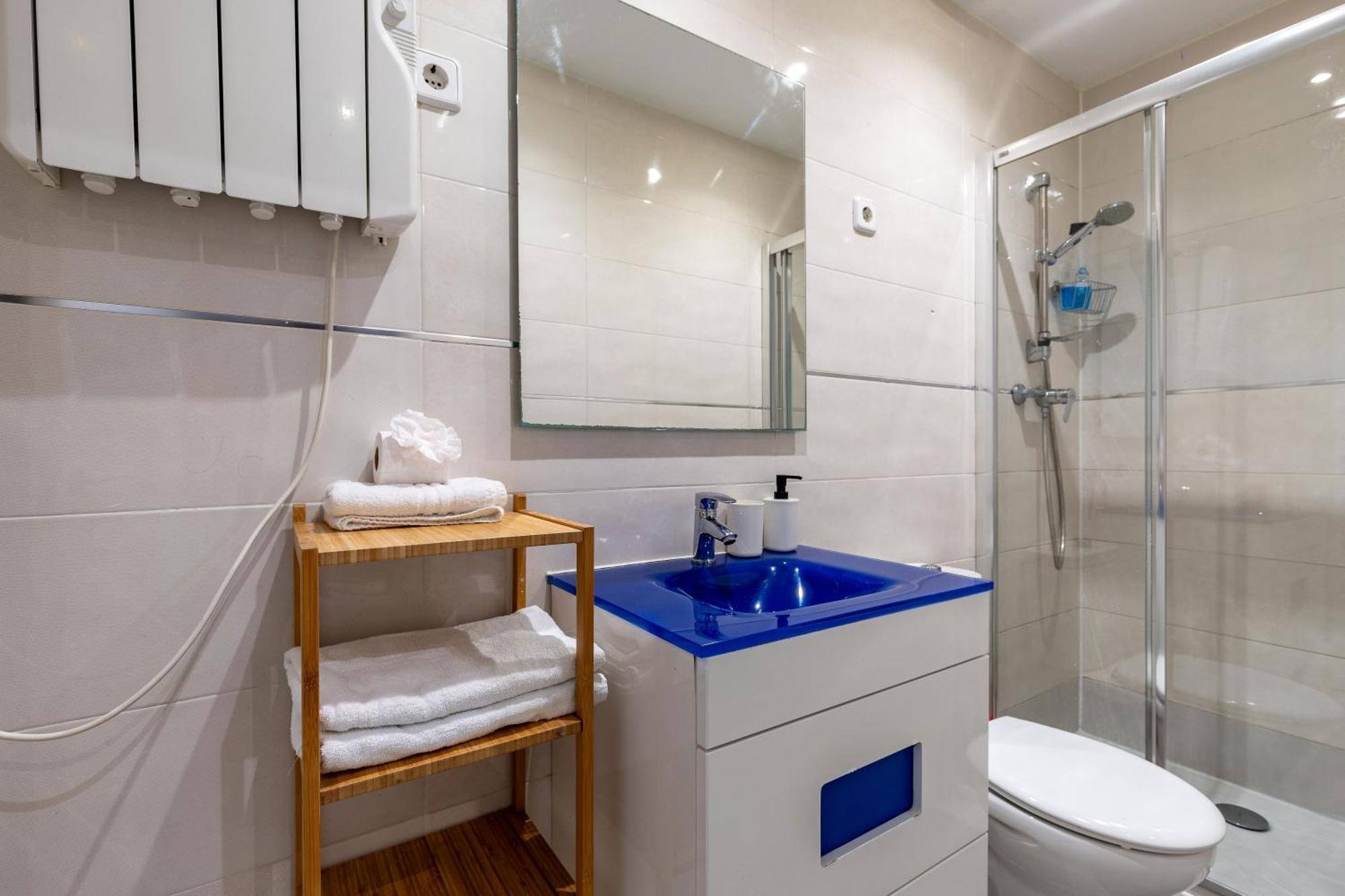 Adosado Cerca Plaza Castilla - Apartamento Cuzco マドリード エクステリア 写真